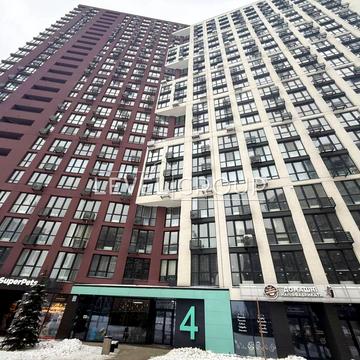 Віктора Некрасова вул. (Північно-Сирецька), 8