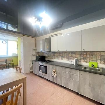 Миру вул., 50