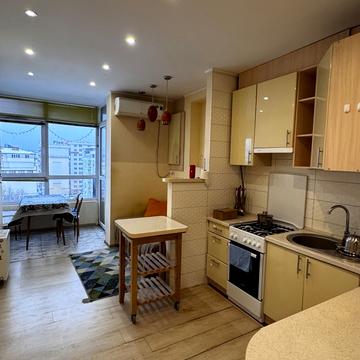 Тараса Шевченка вул., 60/1