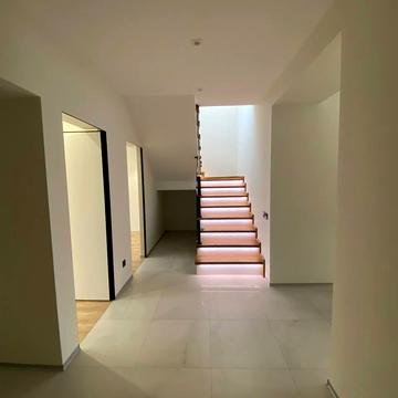 Княгинин вул., (Будинок 10)