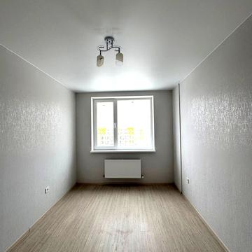 Європейська вул., 25