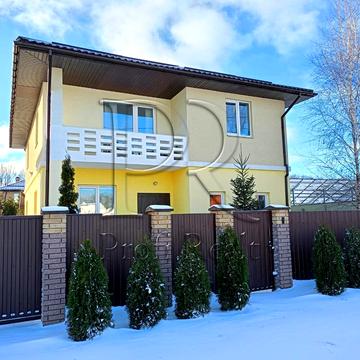 Серпнева вулиця