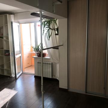 Василя Іваниса вул. (Миколи Матеюка), 5-Б