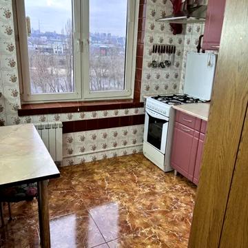 Приозерна вул., 12