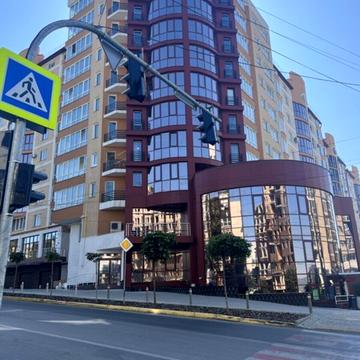 Героїв Майдану вул. (Червоноармійська), 59