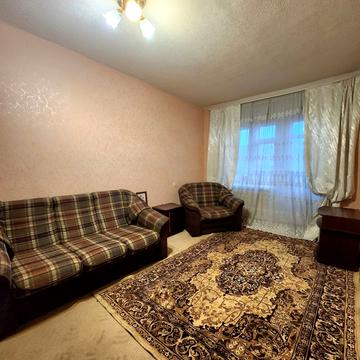 Металіста вул., 12