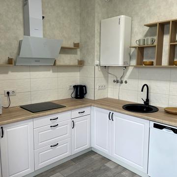 Волошкова вул., 1