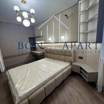 Мартинова просп., (вул. Боголюбова, 50)