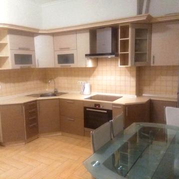 Мокра вул. (Кудряшова), 16