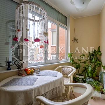 Олександра Кониського вул., 60