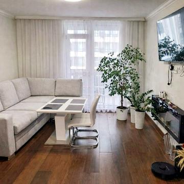 Гетьмана Івана Мазепи вул. (Топольна), 2б