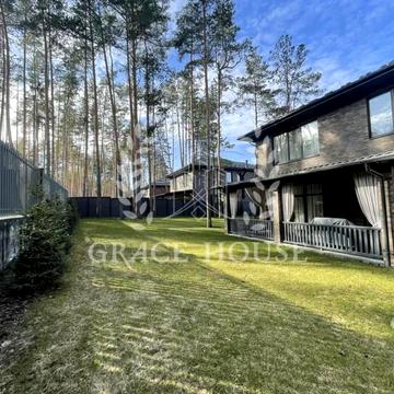 Квітнева вул.