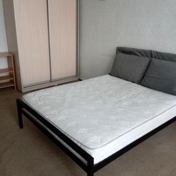 Почайнинська вул., 40