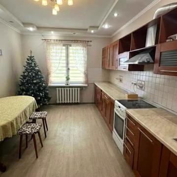 Європейського Союзу просп. (Правди), 31-А