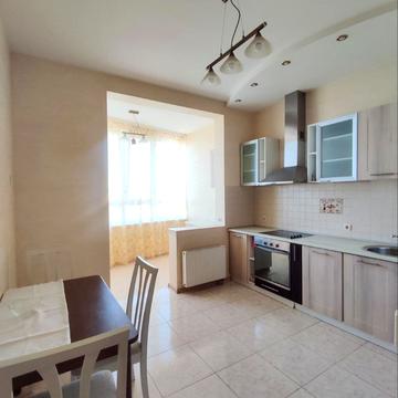 Незалежності вул., 11/7