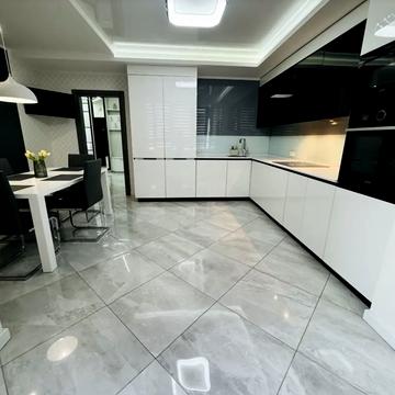 Староміська вул., 52