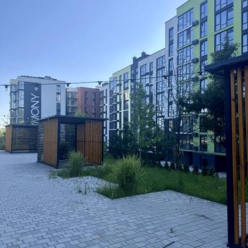 Тернопільська вул., (Будинок)