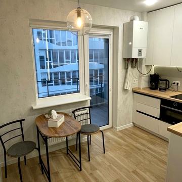 Львівська вул., 15б