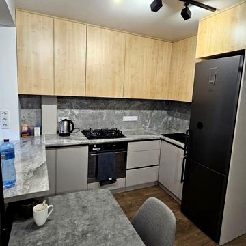 Науки просп., 15