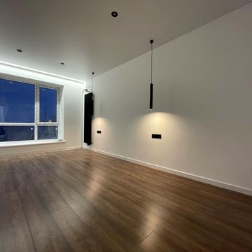 Княгинин вул., (Будинок 10)