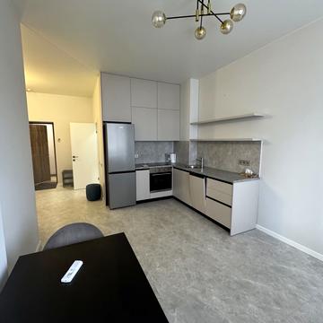 Бульварно-Кудрявська вул. (Воровського), 17