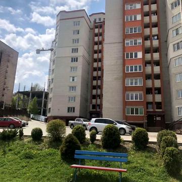 Львівська вул., 8