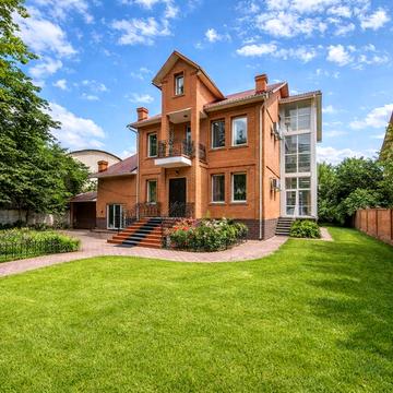 Нагірна вул., 88