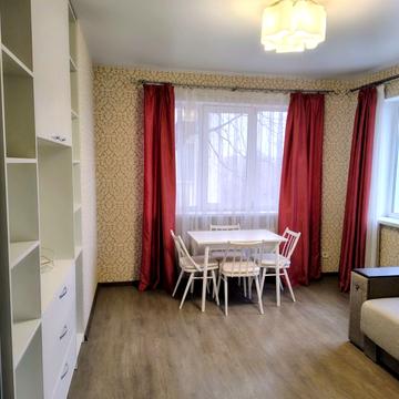 Кленова вул., 2-Б/3