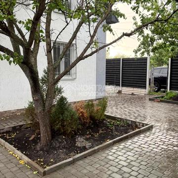 Зубарєва вул., 38