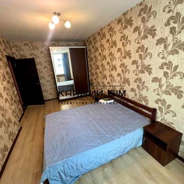 Драгоманова вул., 2