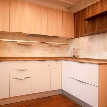 Автозаводська вул., 71