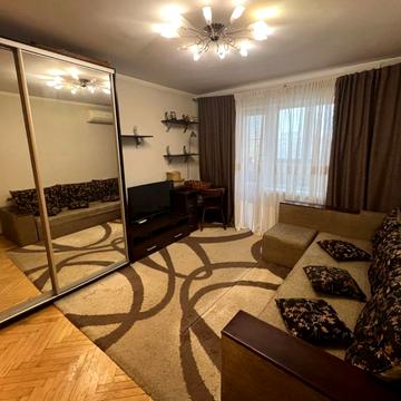 Симиренка вул., 12-А