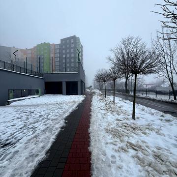 Приозерна вул., 30