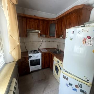 Юліана Целевича вул., 1