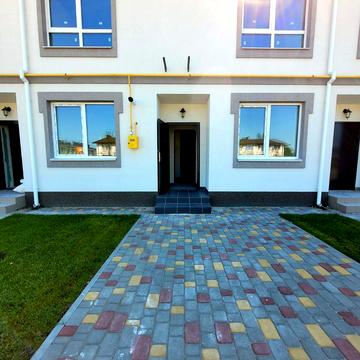 Ясна вул., 12