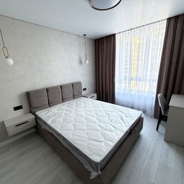 Олександра Олеся вул., 10