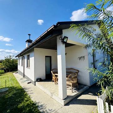 Вишнева вул., 139 б