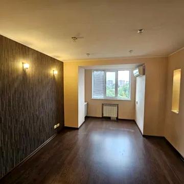 Олександра Поля просп. (Кірова), 1/9