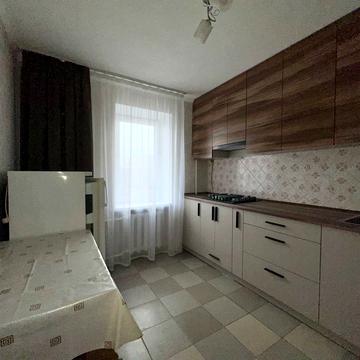 Євгена Танцюри вул., 74