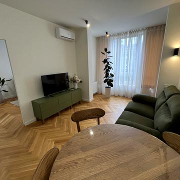 Трускавецька вул., (Будинок 1)