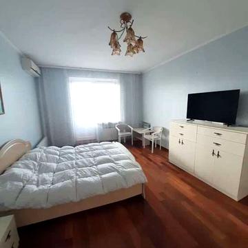 Васильківська вул., 18