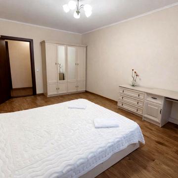 Балтійський пров., 3