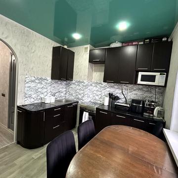 Жоліо Кюрі вул., 72