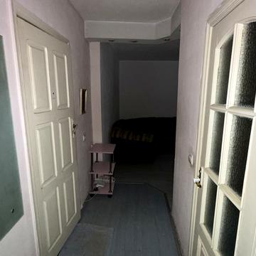 Науки просп. (Леніна), 64а