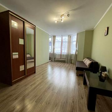 Червоної Калини просп., 70