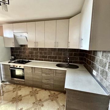 Соборна вул. (), 10-А