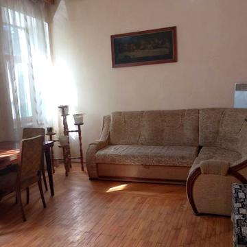 Чорновола вул., 121