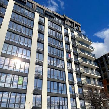 Романа Левицького вул., 4