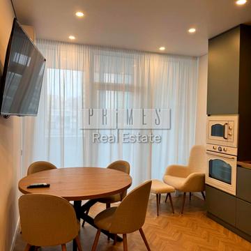 Берестейський просп. (Перемоги), 11 к1