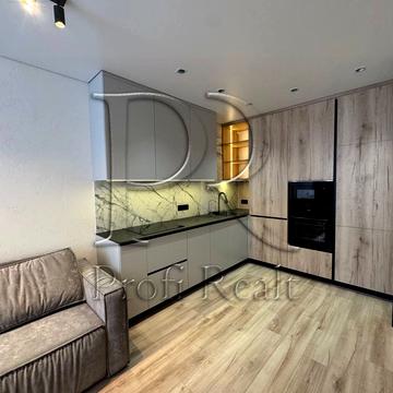 Олександра Олеся вул., 10